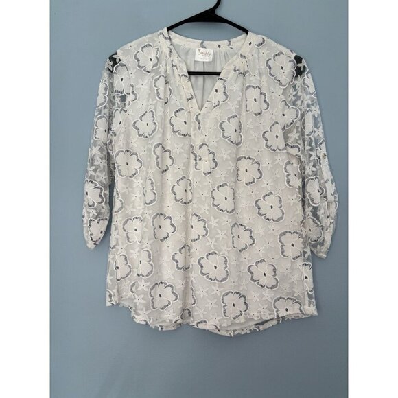 Siren Lily Floral Blouse Top Size Small Petite White Blue Cottage Flower - Picture 1 of 6